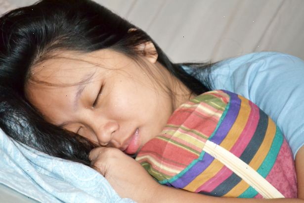 Sådan at falde i søvn lettere, da en teenager. Må ikke spise, før seng.