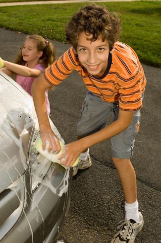 Hvordan til at tjene penge (til børn). Vask biler og cykler.