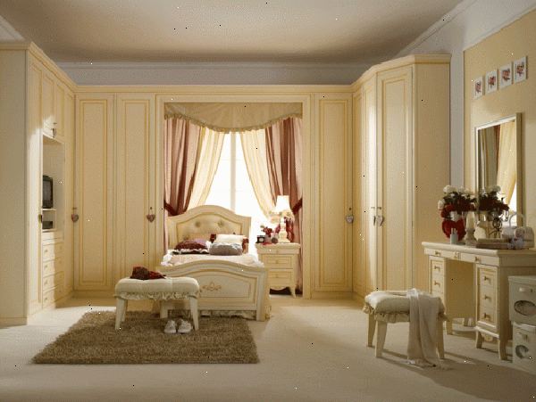 Hvordan til at dekorere en ung piges værelse. Beslut hvad møbler, du ønsker at have i dit værelse.
